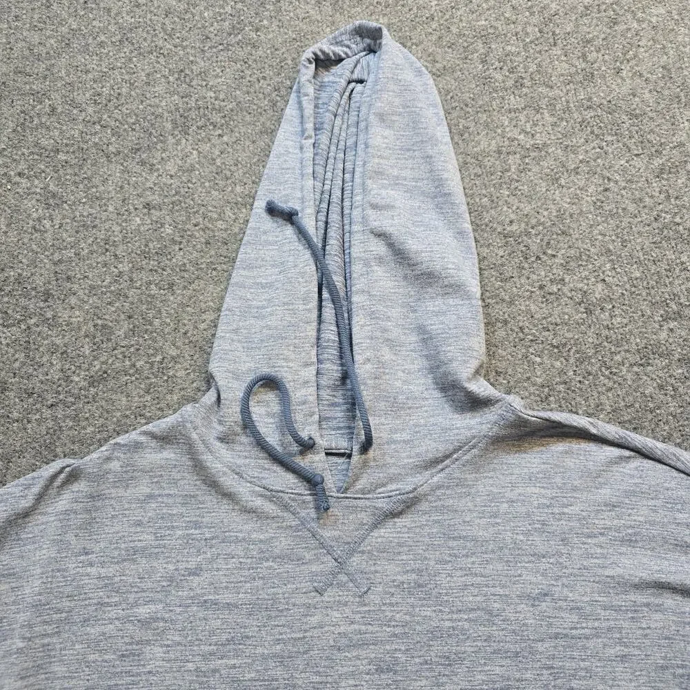 Nike Top Women Size Medium Blue Hoodie Pockets Long Sleeve Stretch Drifit Casual